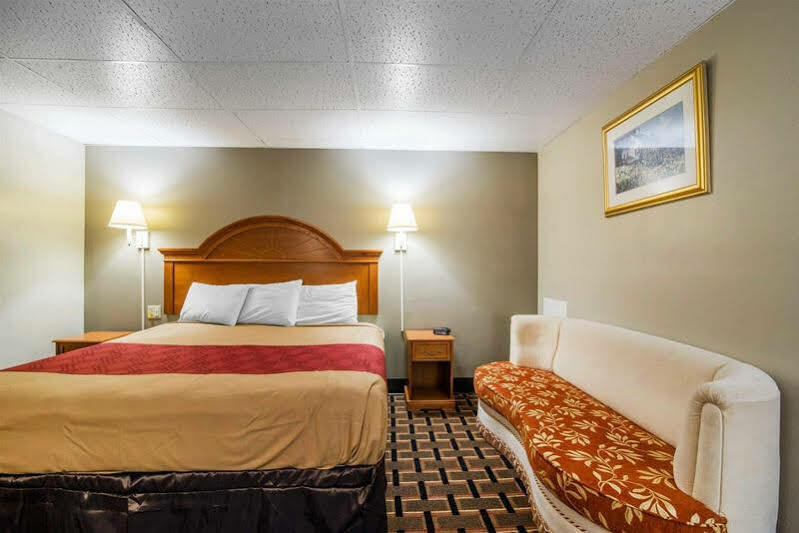 Econo Lodge New Paltz Dış mekan fotoğraf